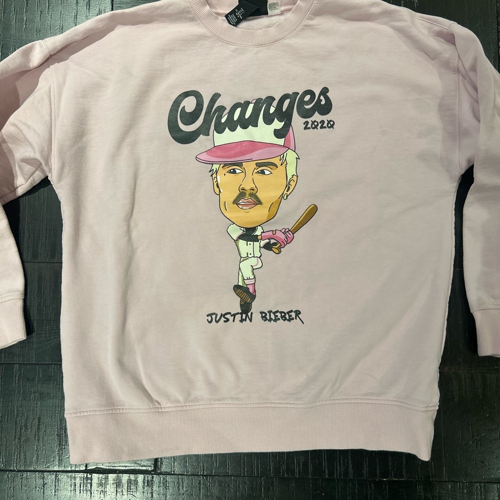 H&M Pink Graphic Crewneck Sweater
